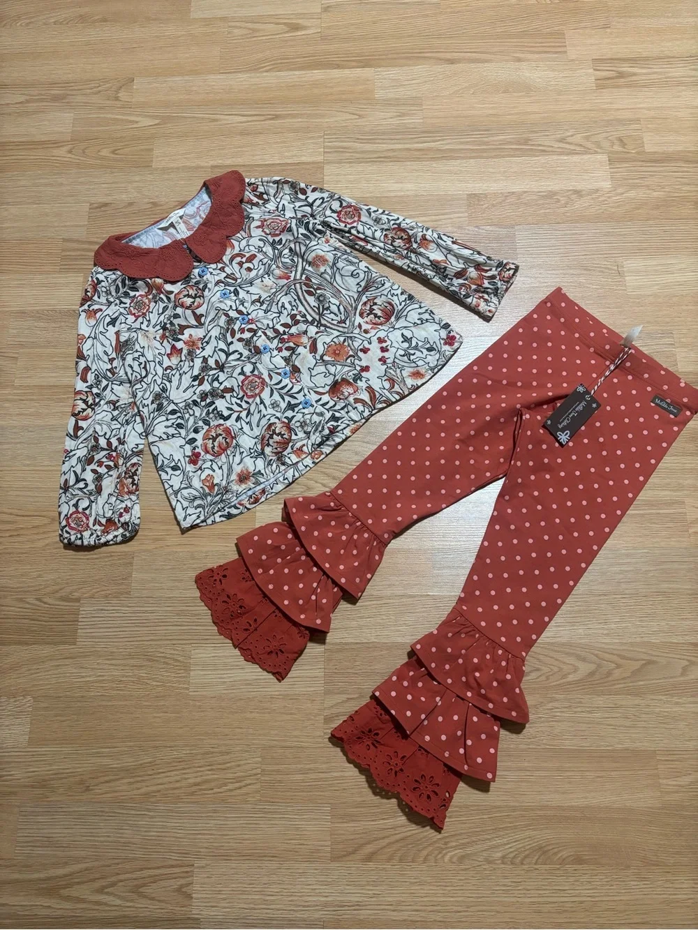 “Matilda Jane” 2pc set size 8/10 brand new with tag and in great condition